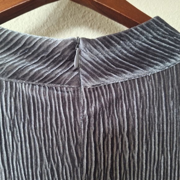 NWT Soft Surroundings Salvaza Womens Gray Velvet Texture Midi Dress Size L - Picture 7 of 8